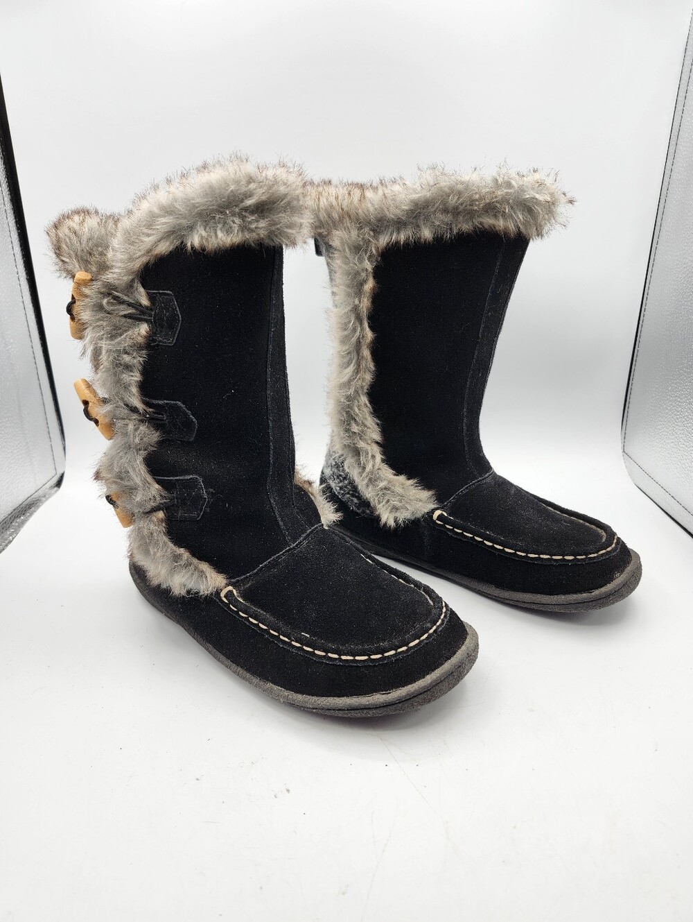 Suede Faux Fur-Trim Black Winter Boots with Toggle Detail